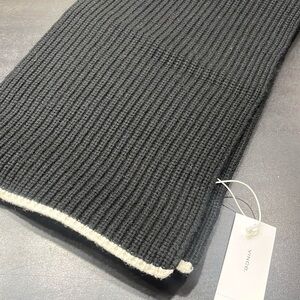 Vince chunky knit wool scarf